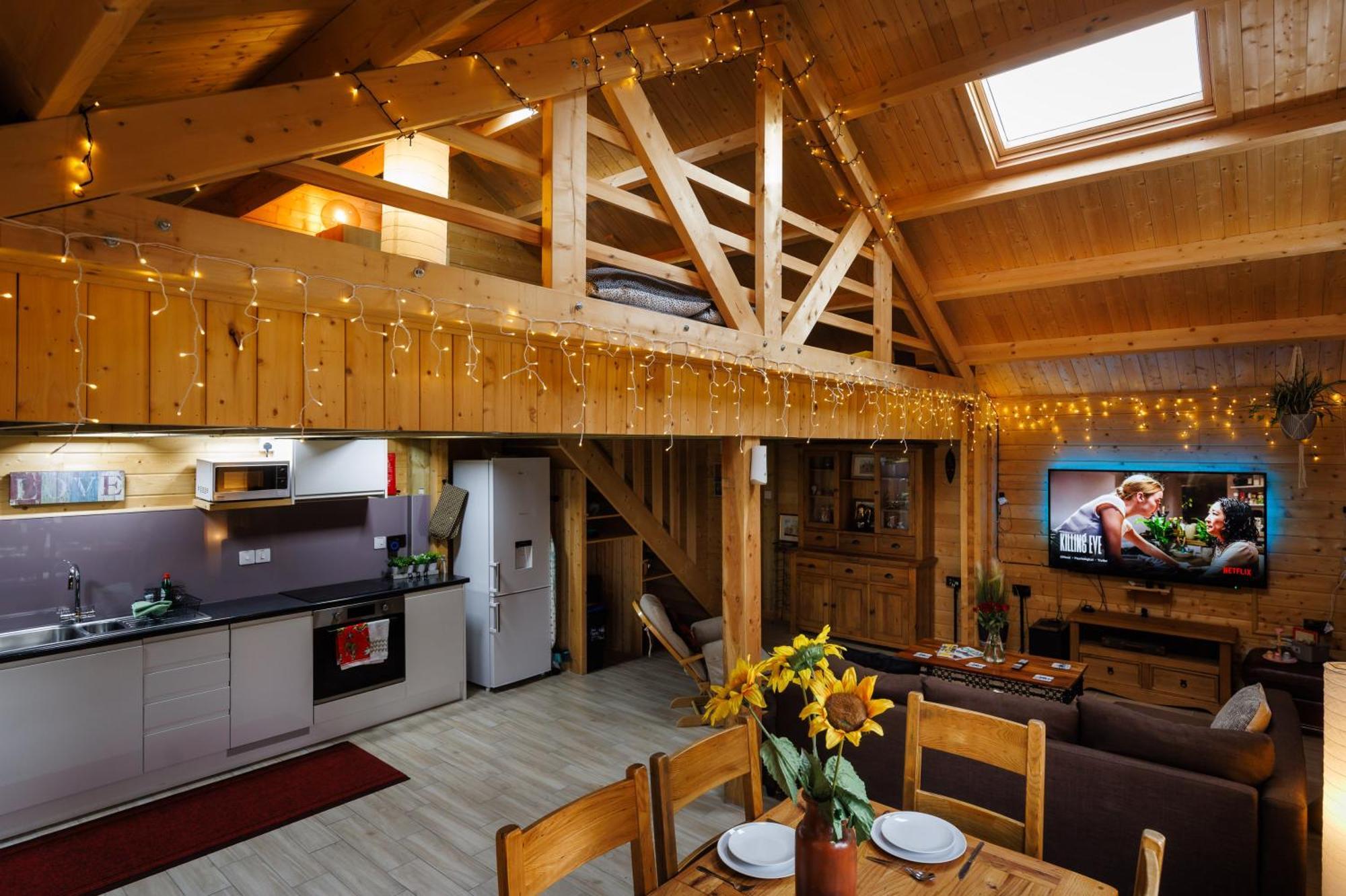 Spacious Cabin Evcharger And Free Parking Near Cambridge Dış mekan fotoğraf